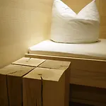מלון Gaestehaus Meusburger בצאו