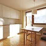מלון Gaestehaus Meusburger 3*