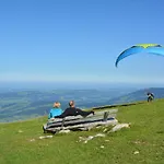 מלון Gaestehaus Meusburger 3*